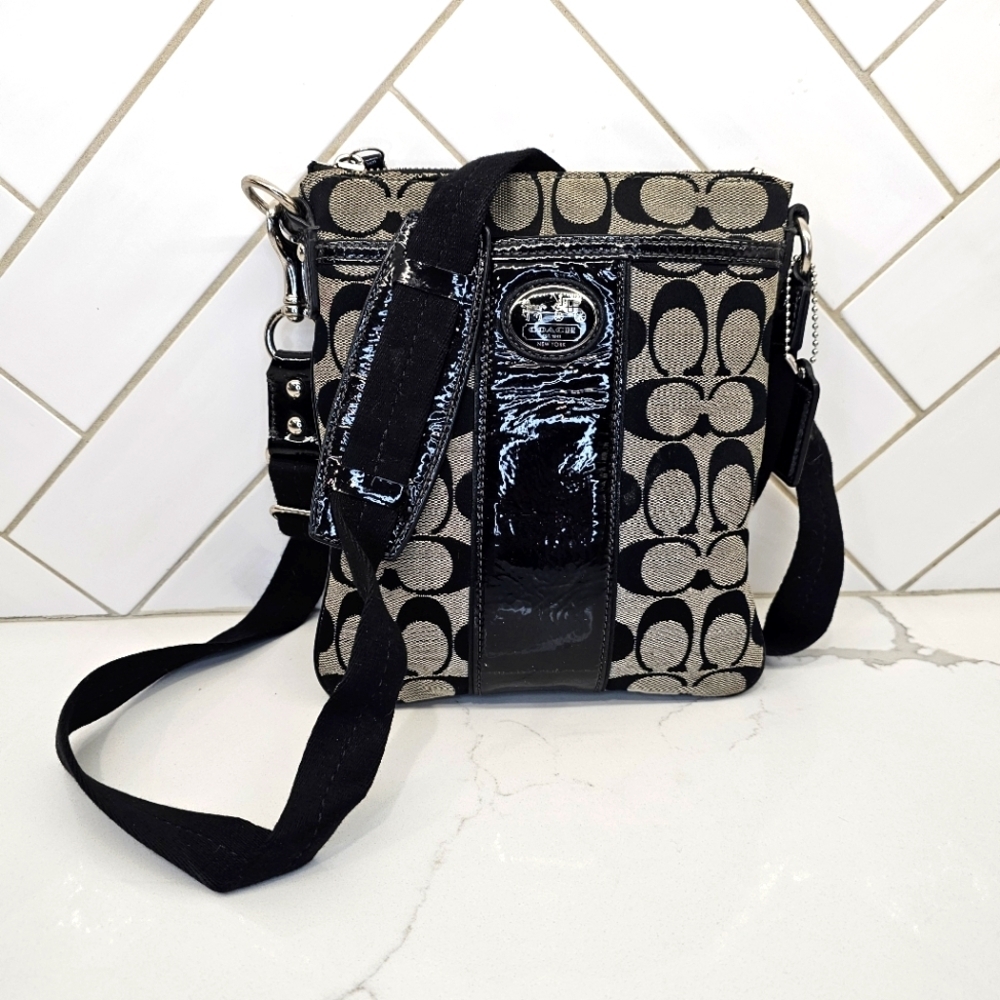 Vintage Coach Black Canvas Monogram Crossbody Messenger Bag Purse Handbag